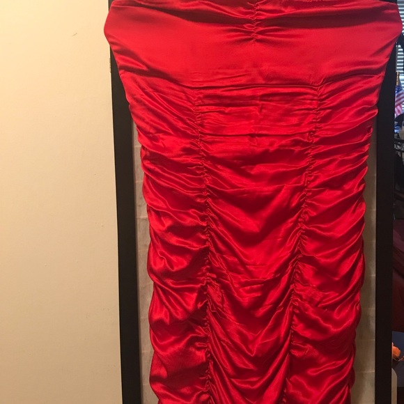 Dress - Picture 2 of 2